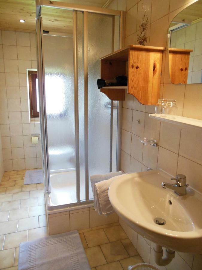 Apartment Gaestehaus Gruenbacher Kossen